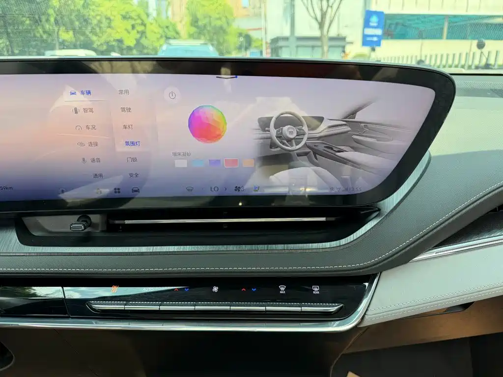 Buick E5 — фото 9