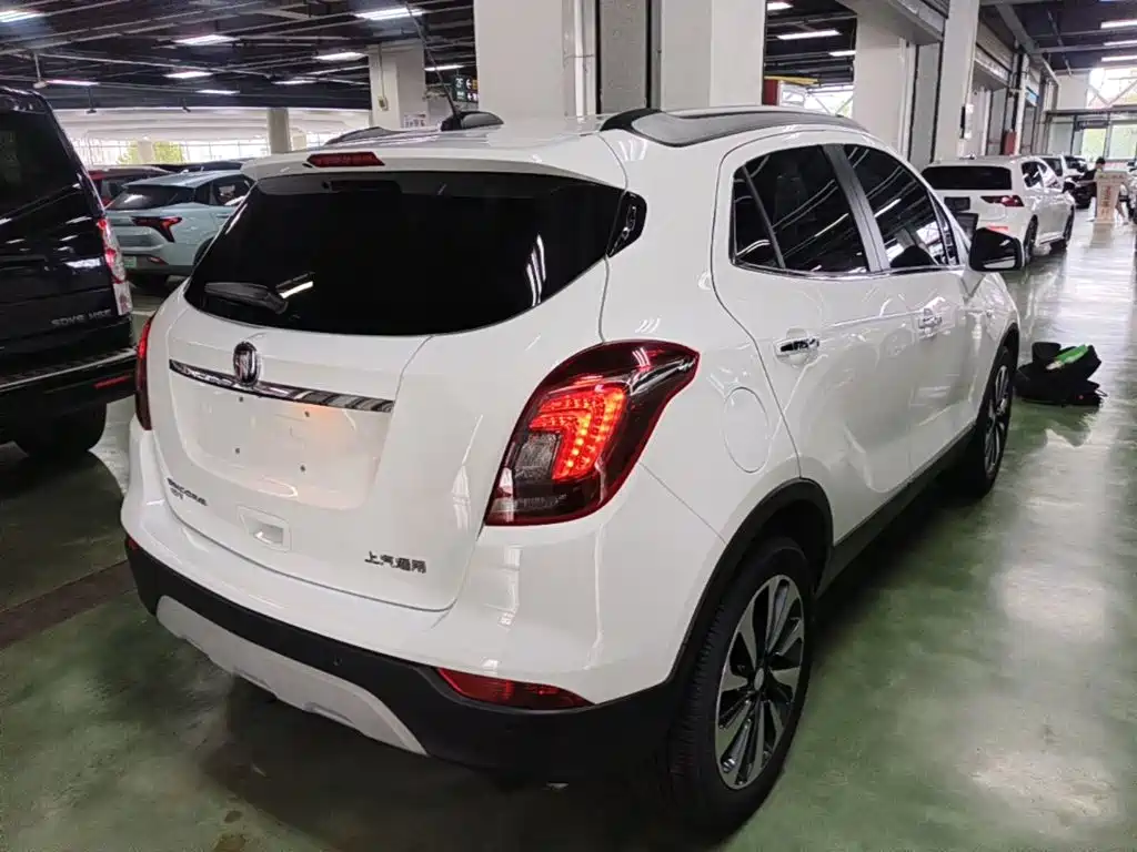 Buick Encore — фото 7