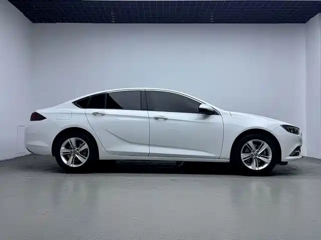 Buick Regal — фото 4