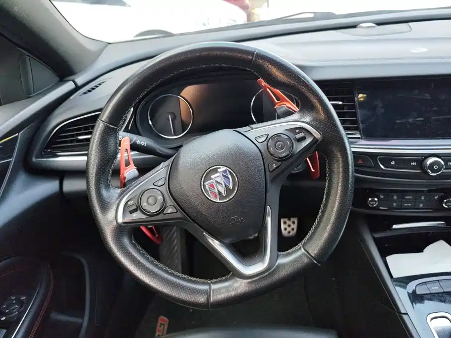 Buick Regal — фото 15