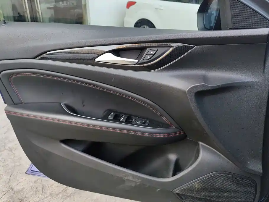 Buick Regal — фото 7