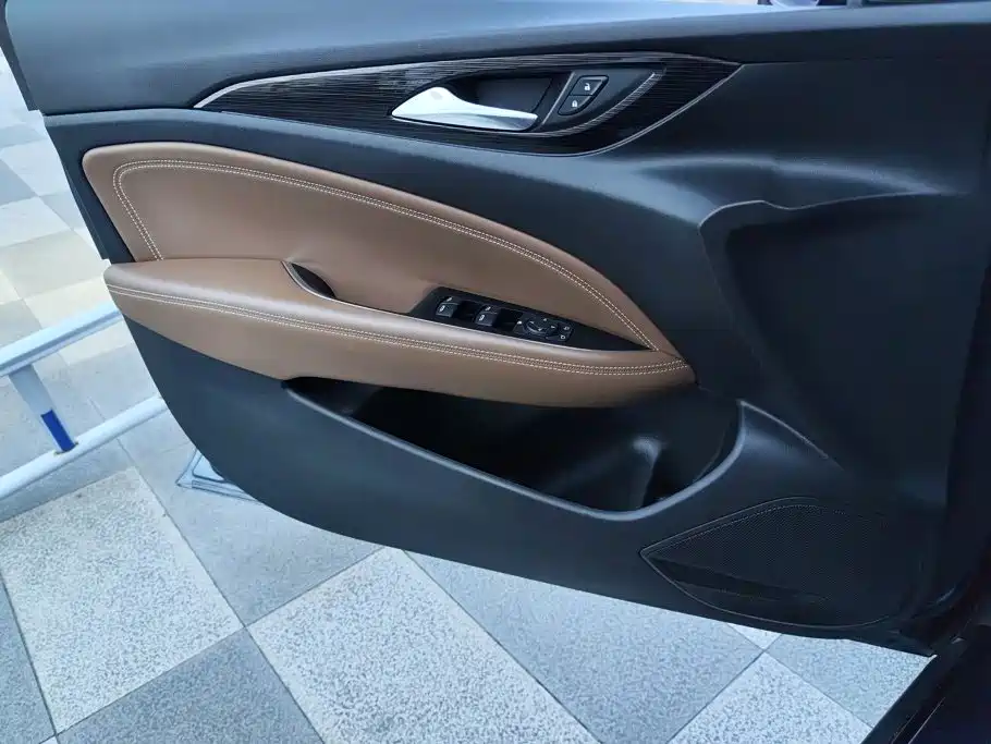 Buick Regal — фото 7