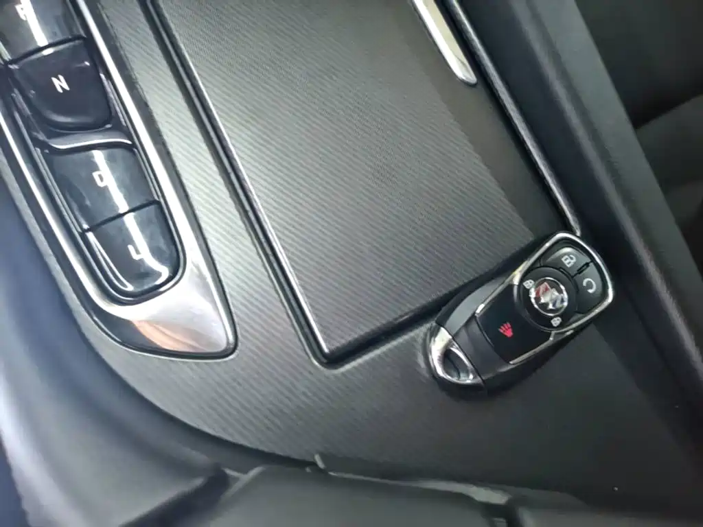 Buick Enclave — фото 9