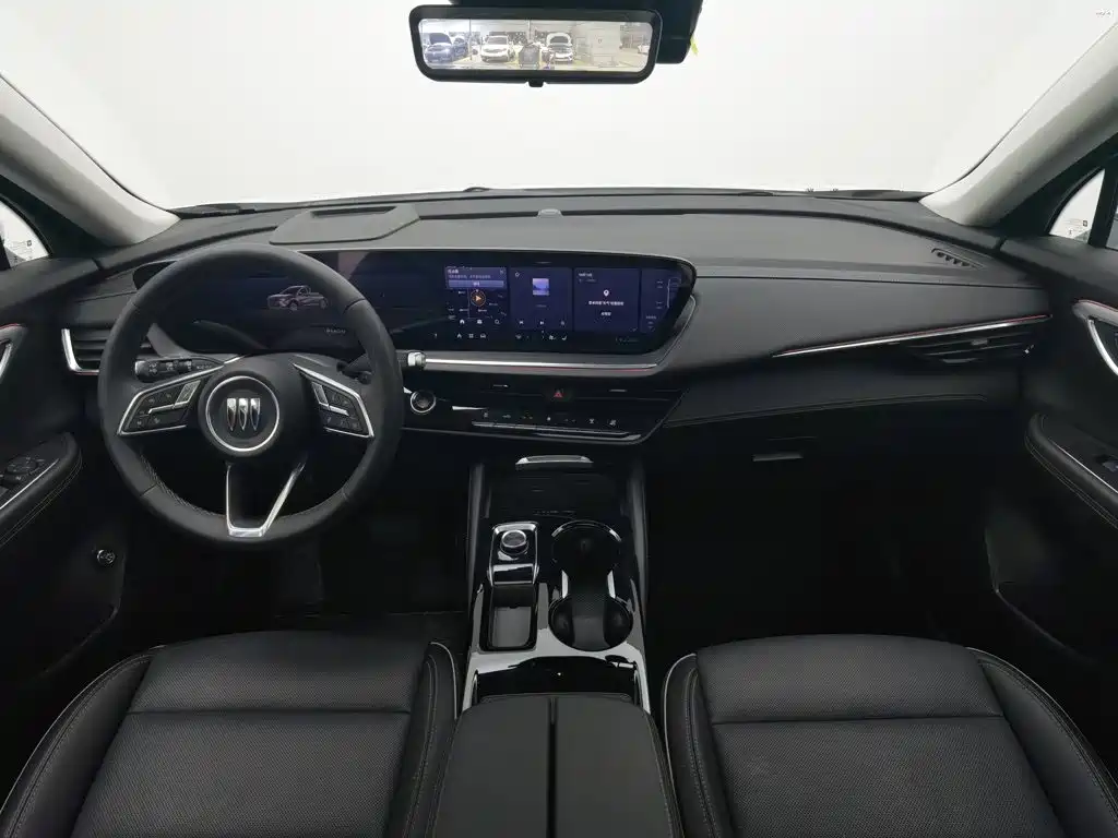 Buick Envision Plus — фото 5