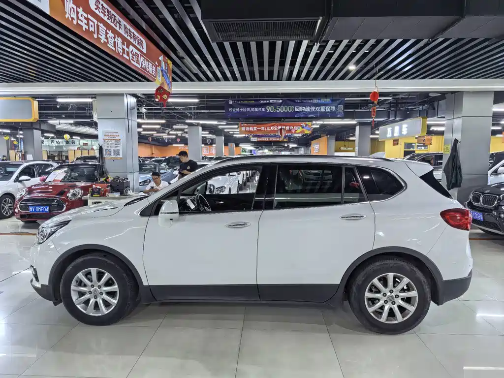 Buick Envision Plus — фото 7
