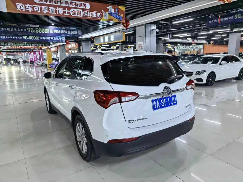Buick Envision Plus — фото 9