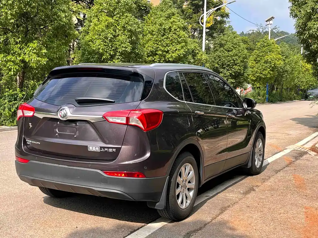 Buick Envision Plus — фото 8