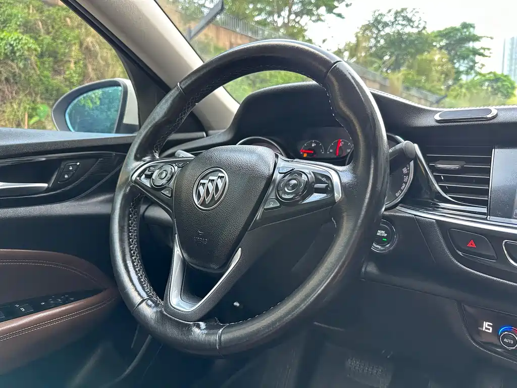 Buick Regal — фото 18