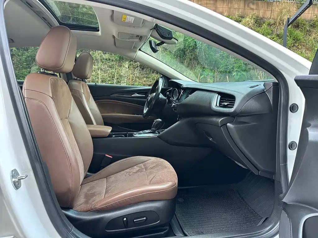 Buick Regal — фото 9