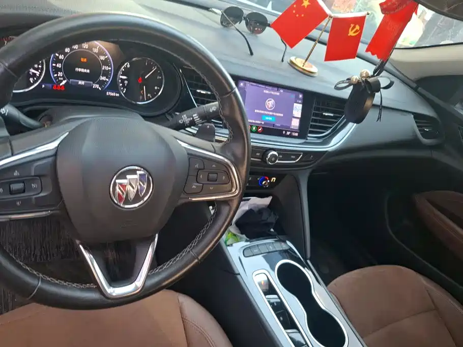 Buick Regal — фото 13