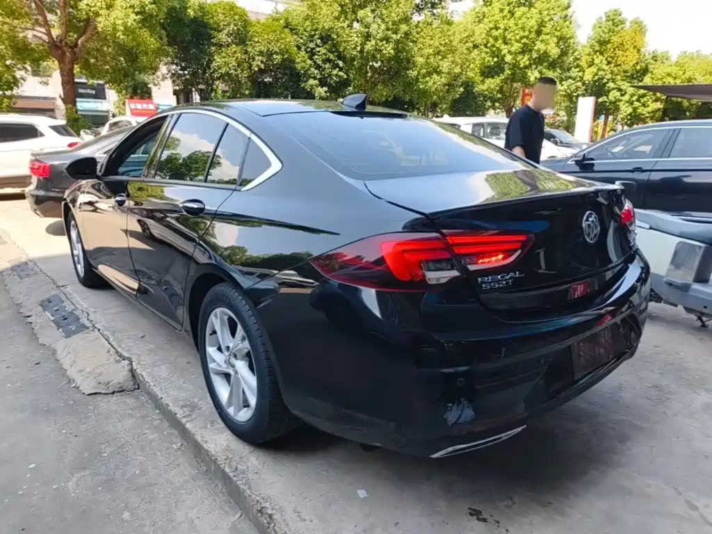 Buick Regal — фото 5