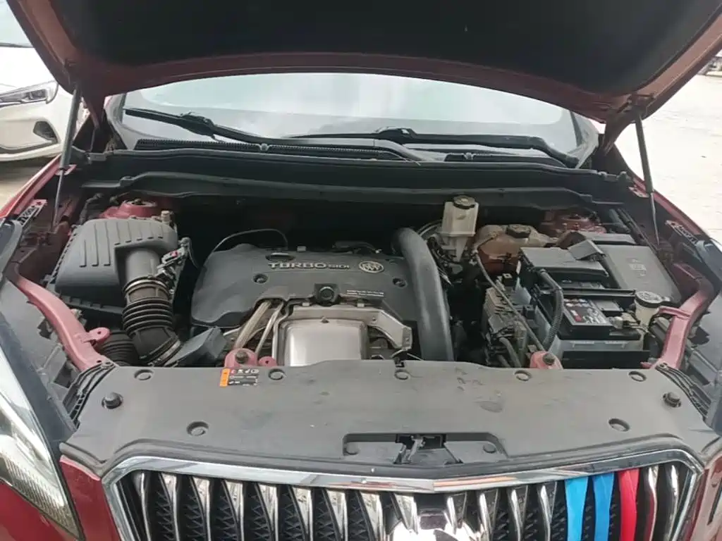 Buick Envision Plus — фото 20