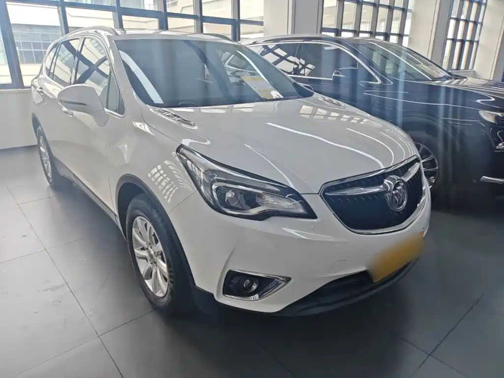 Buick Envision Plus — фото 4