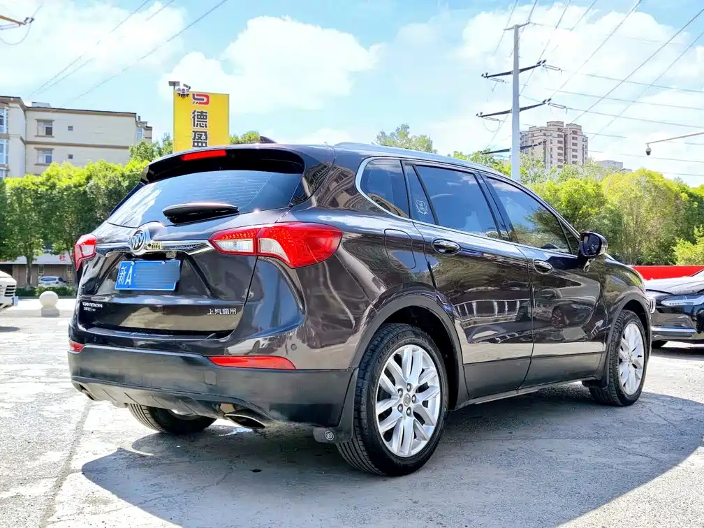 Buick Envision Plus — фото 4