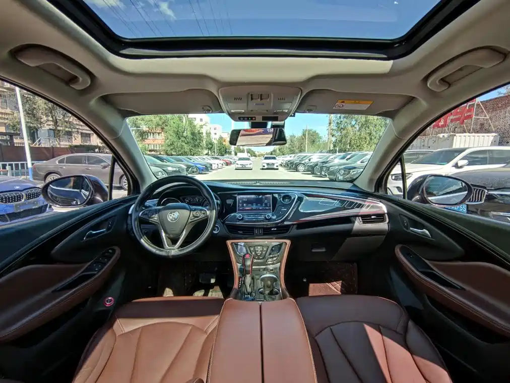 Buick Envision Plus — фото 9