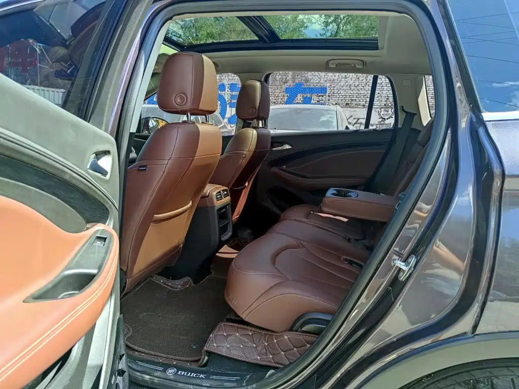 Buick Envision Plus — фото 10