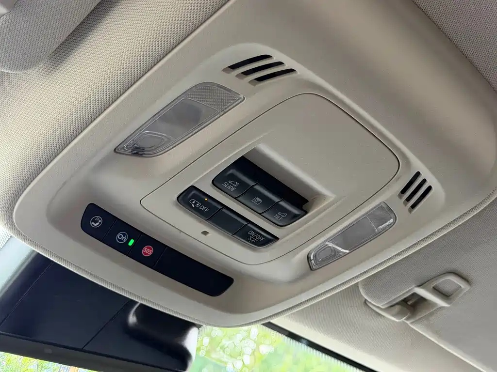 Buick Envision Plus — фото 17