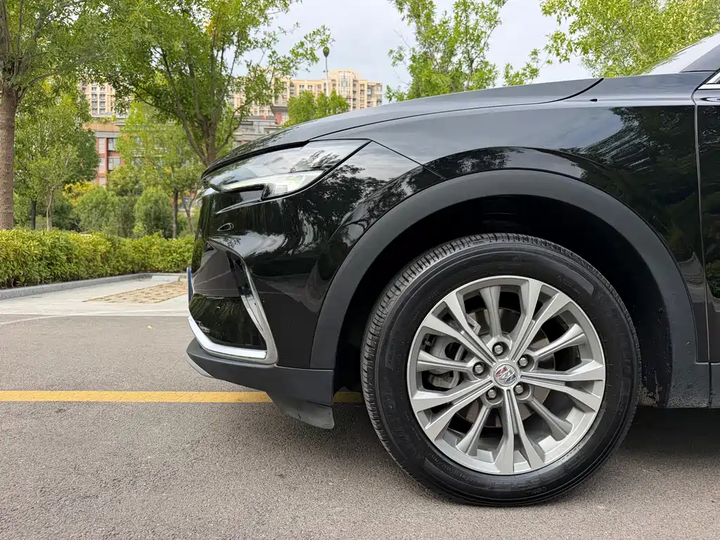 Buick Envision Plus — фото 4