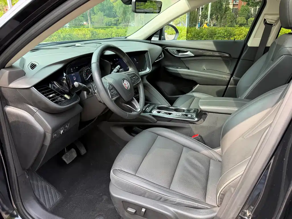 Buick Envision Plus — фото 6