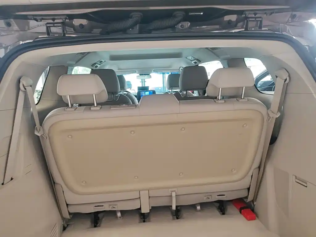 Buick GL8 — фото 19