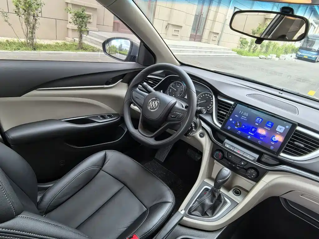 Buick Excelle — фото 10