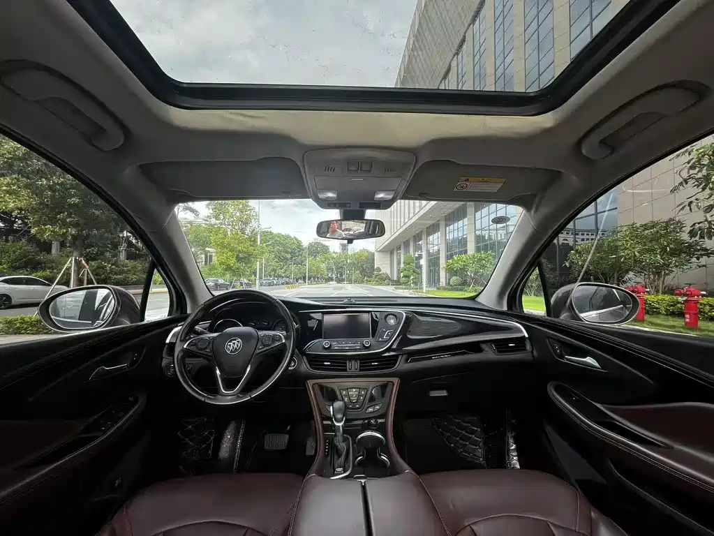 Buick Envision Plus — фото 13