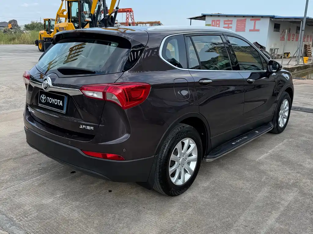 Buick Envision Plus — фото 4
