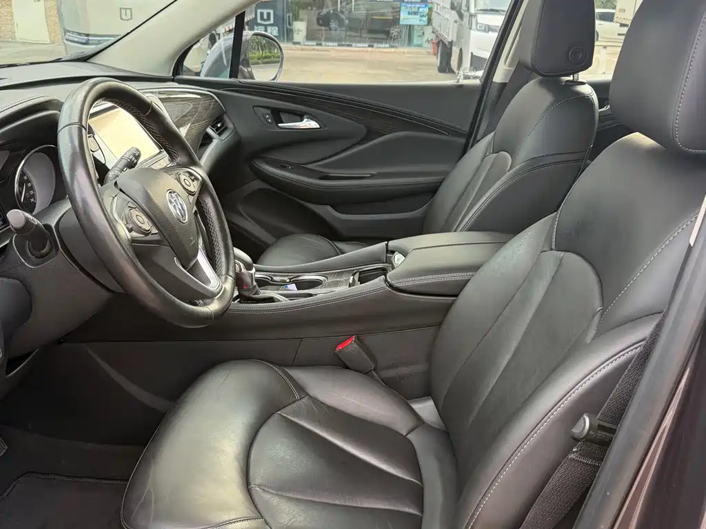 Buick Envision Plus — фото 7