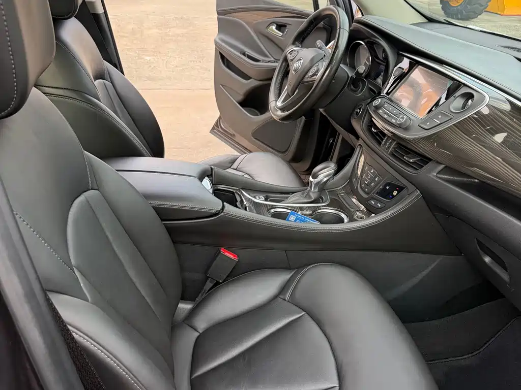 Buick Envision Plus — фото 10