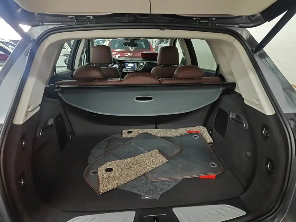 Buick Envision Plus — фото 19