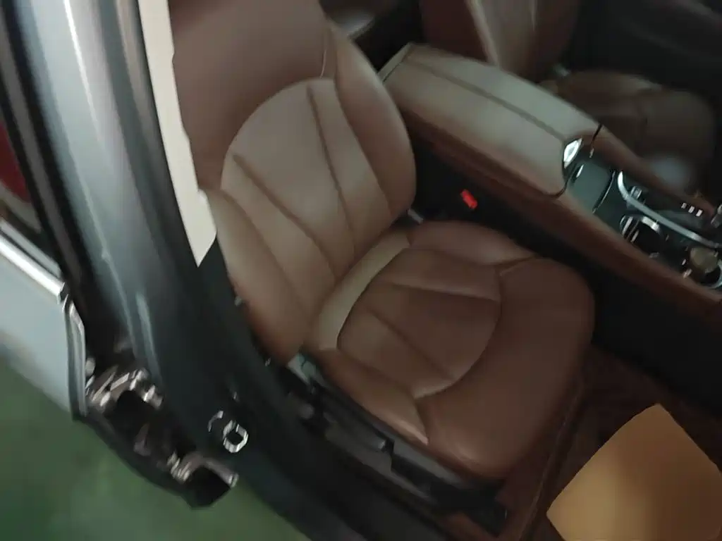 Buick Envision Plus — фото 25
