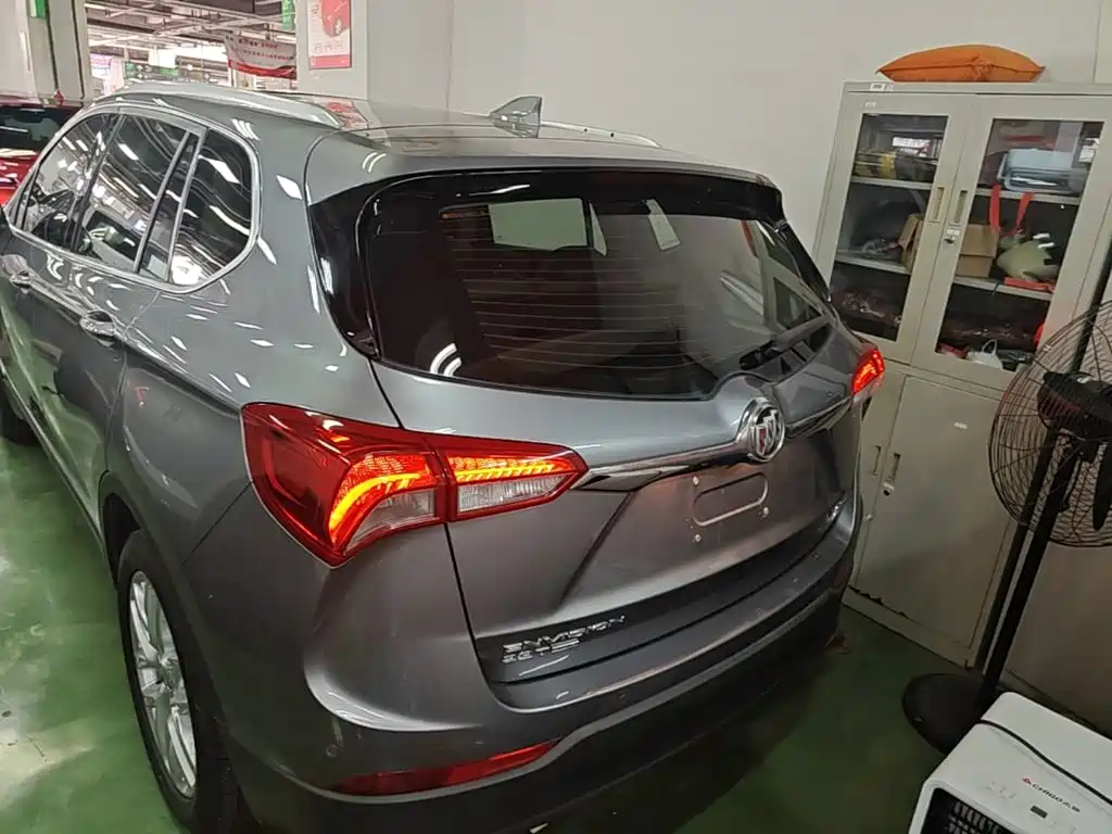 Buick Envision Plus — фото 6