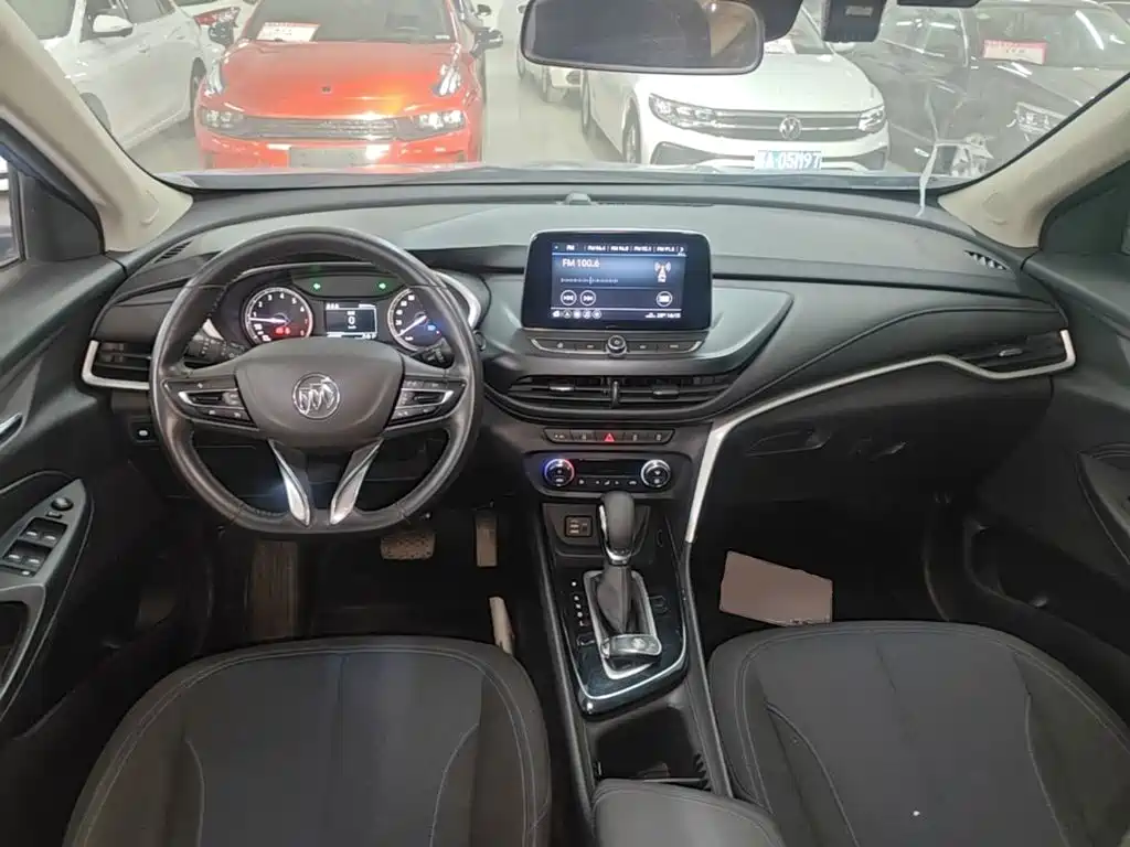 Buick Encore — фото 10