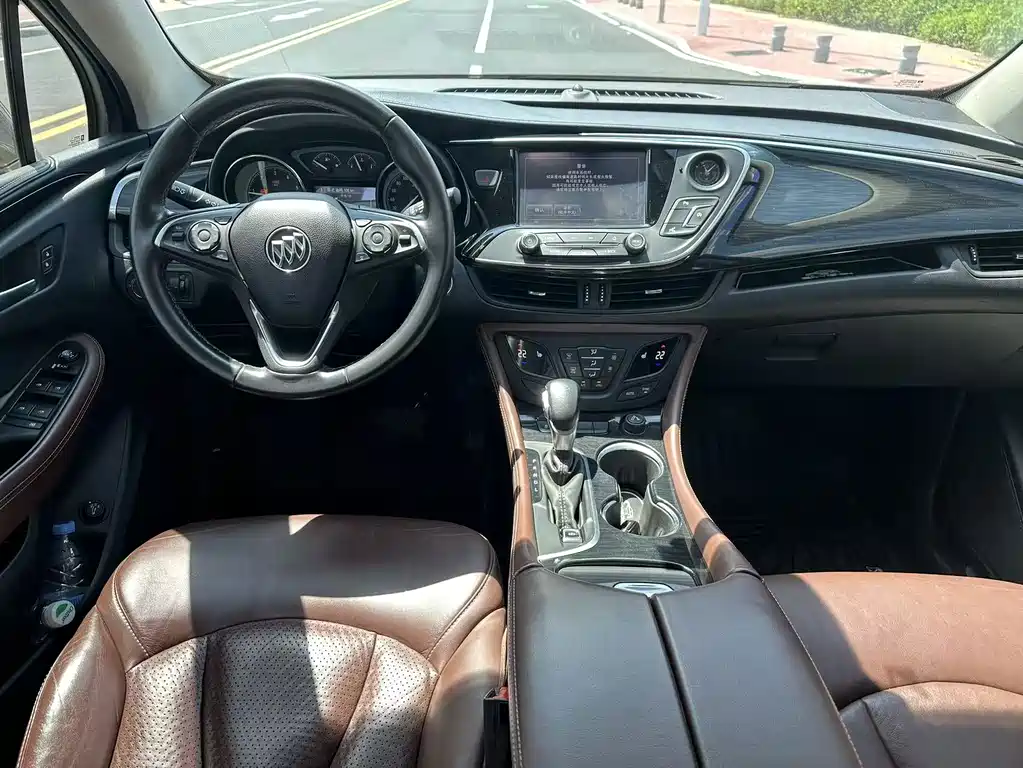 Buick Envision Plus — фото 5
