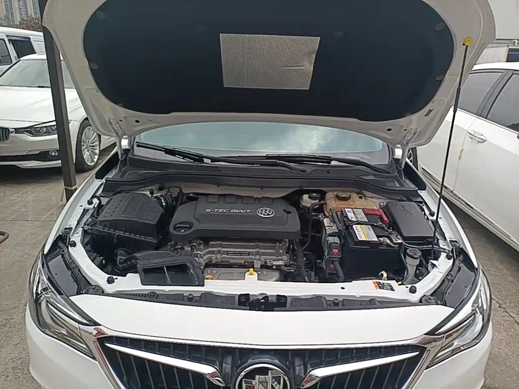 Buick Excelle — фото 20