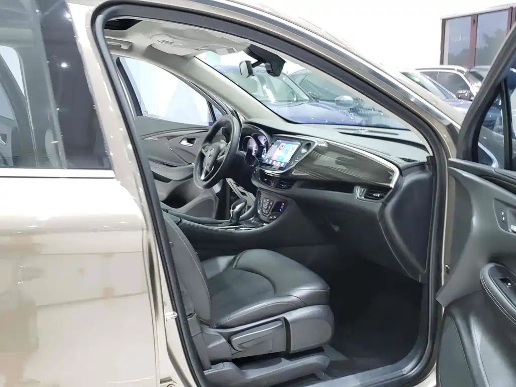 Buick Envision Plus — фото 7