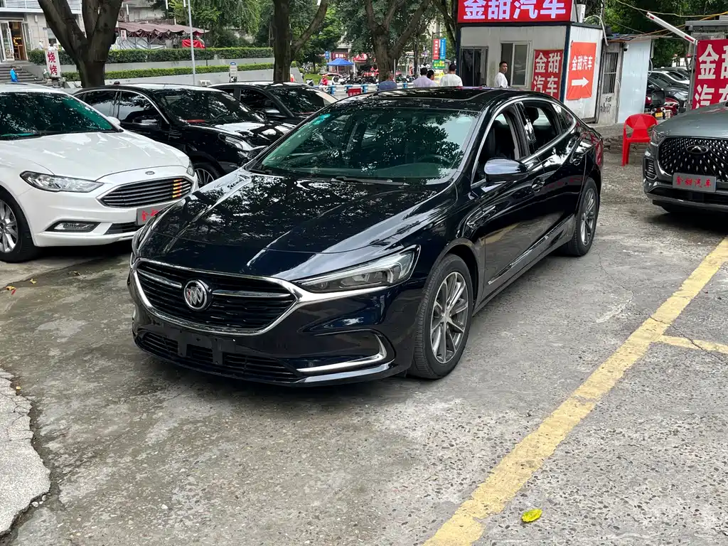 Buick LaCrosse — фото 3