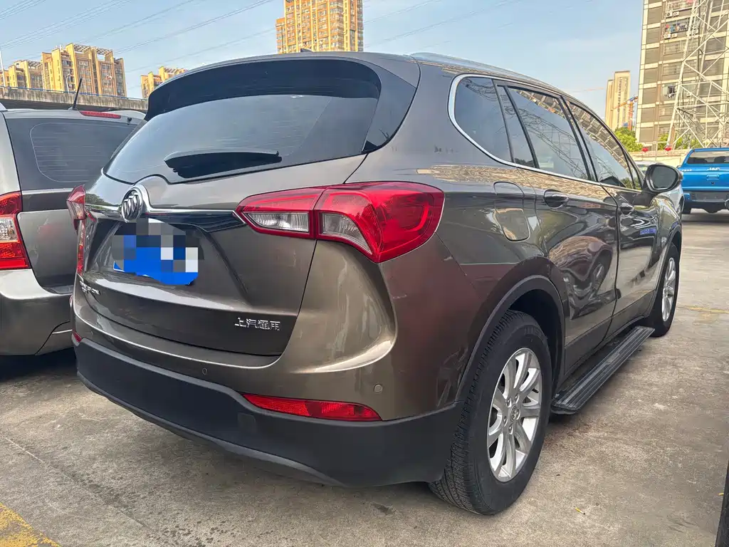 Buick Envision Plus — фото 5