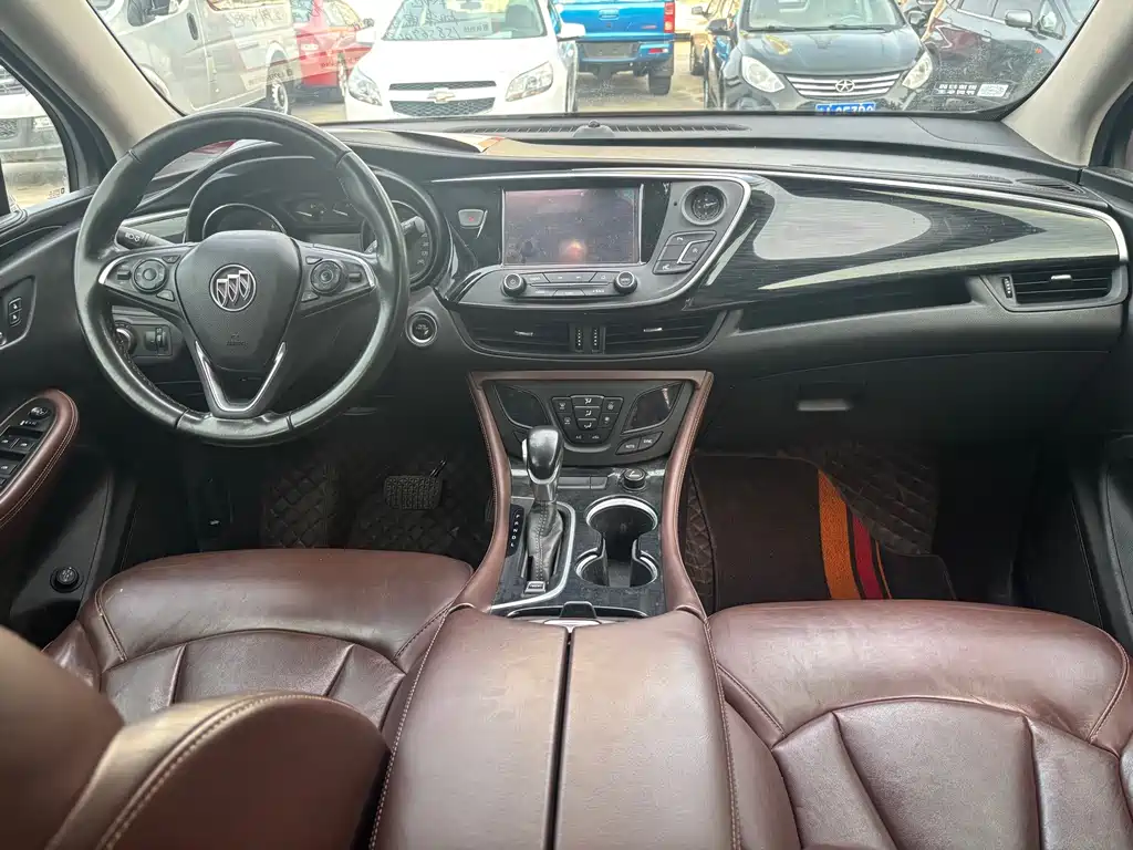 Buick Envision Plus — фото 8