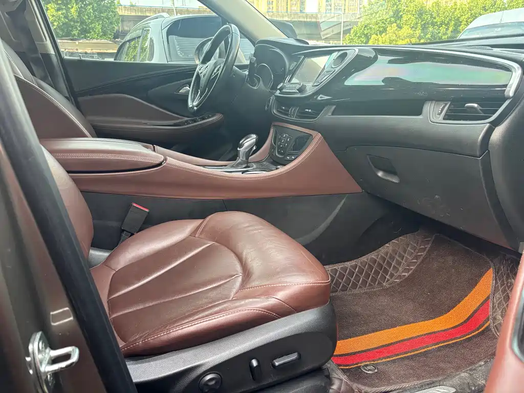 Buick Envision Plus — фото 9