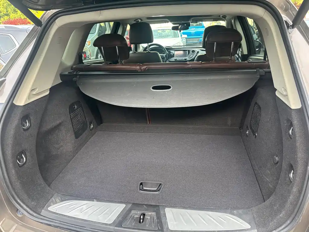 Buick Envision Plus — фото 10