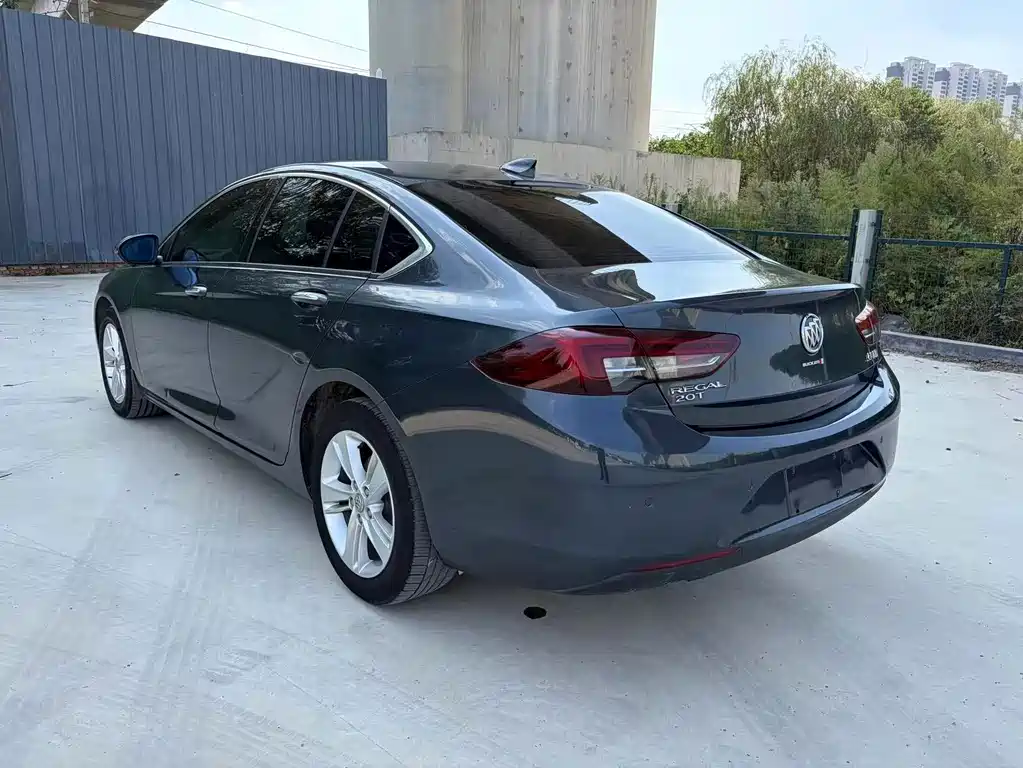 Buick Regal — фото 5