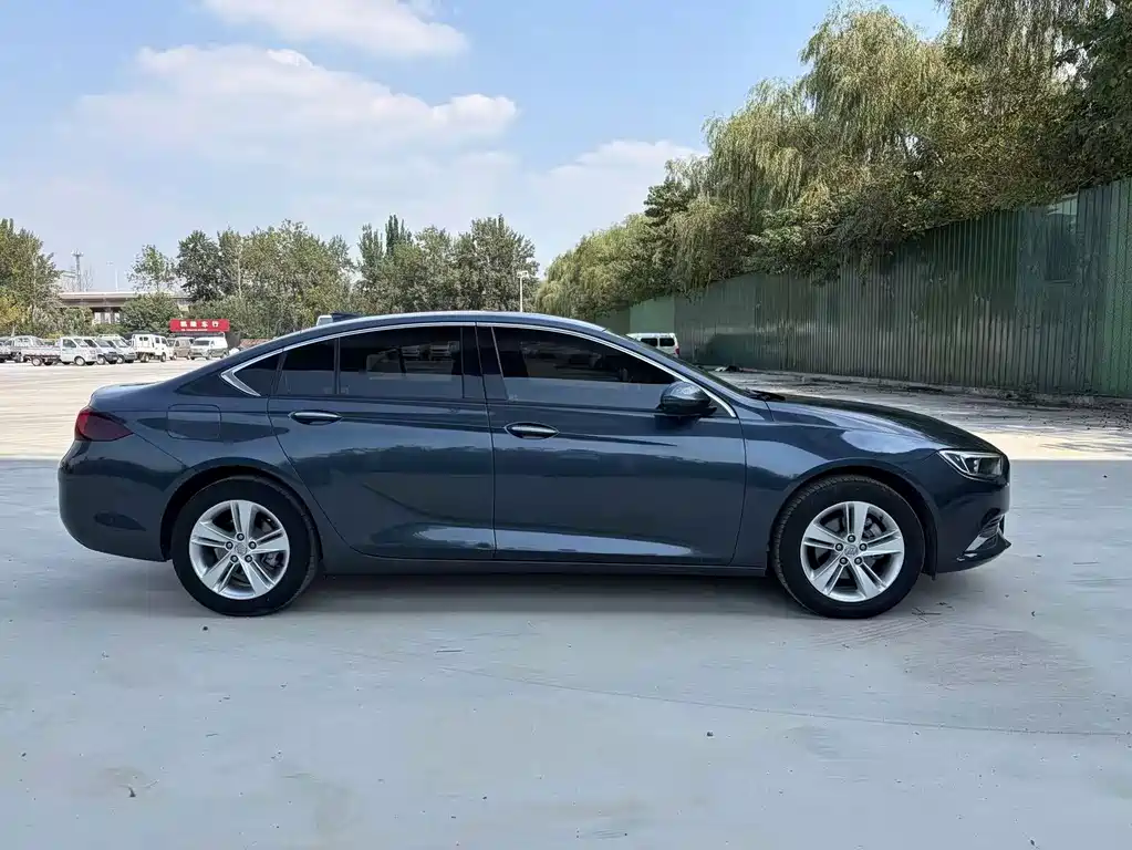 Buick Regal — фото 6