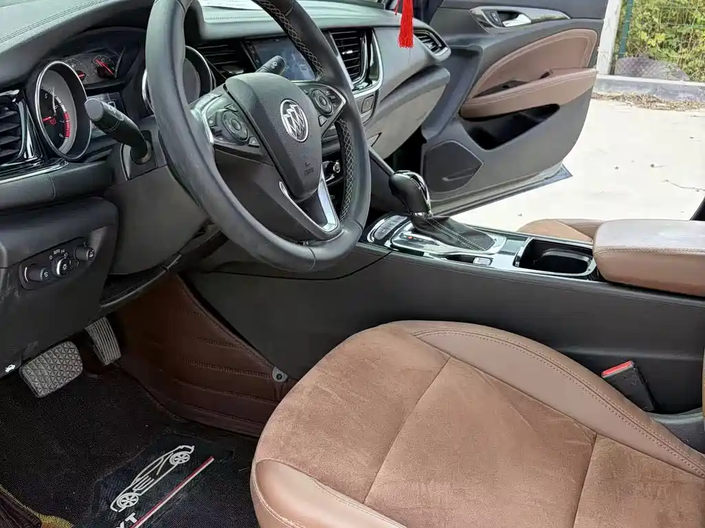 Buick Regal — фото 9