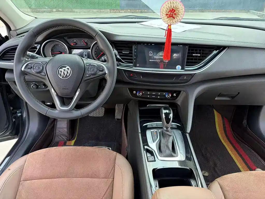 Buick Regal — фото 10