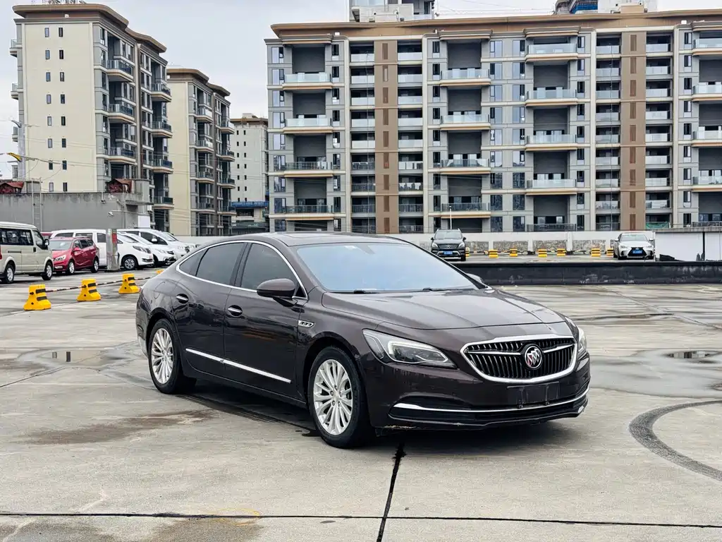 Buick LaCrosse — фото 3