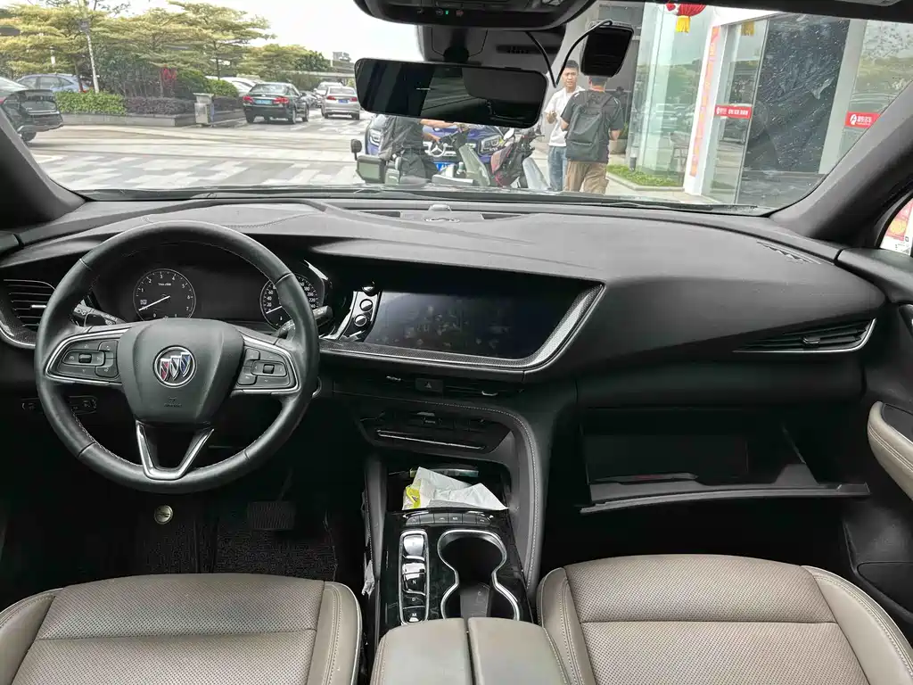 Buick Envision Plus — фото 7