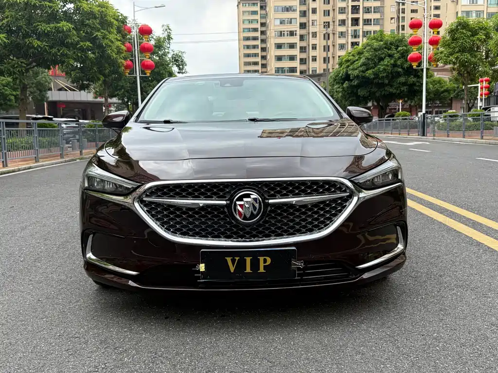 Buick LaCrosse — фото 2