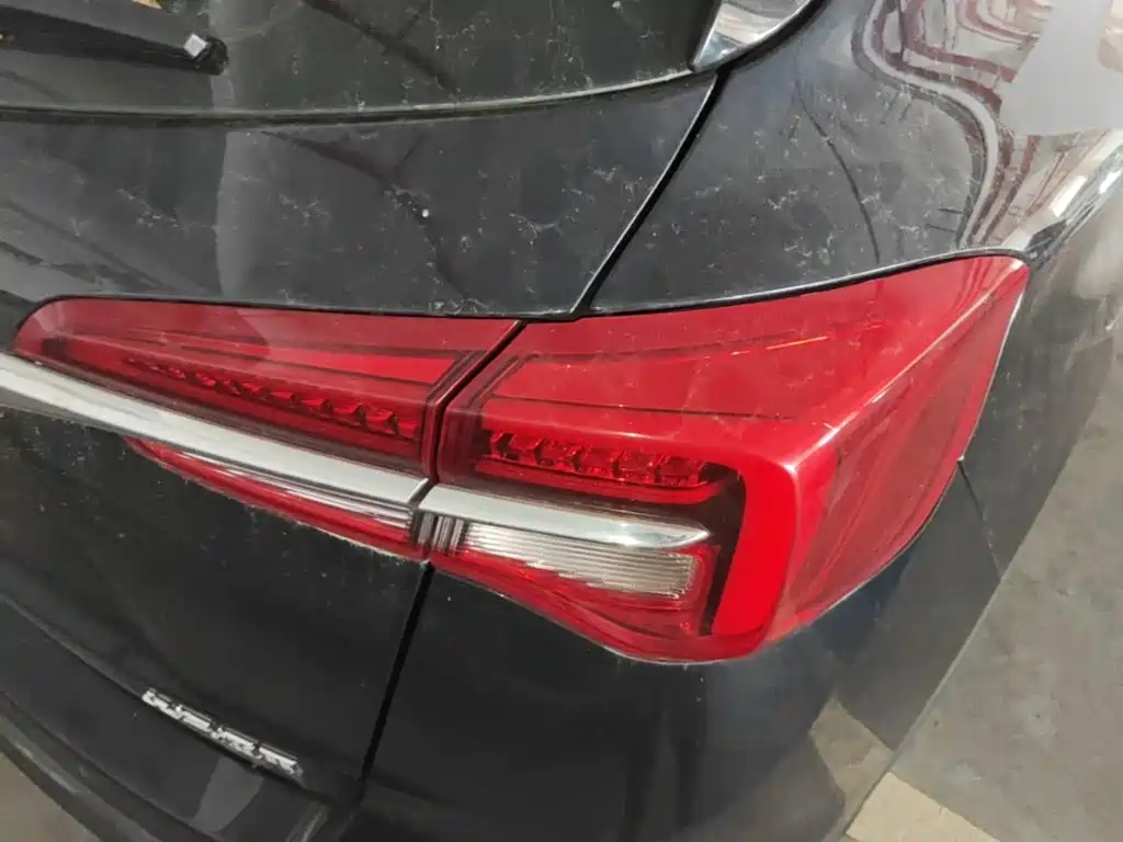 Buick Envision Plus — фото 8