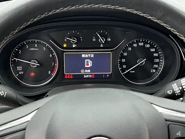 Buick Regal — фото 14
